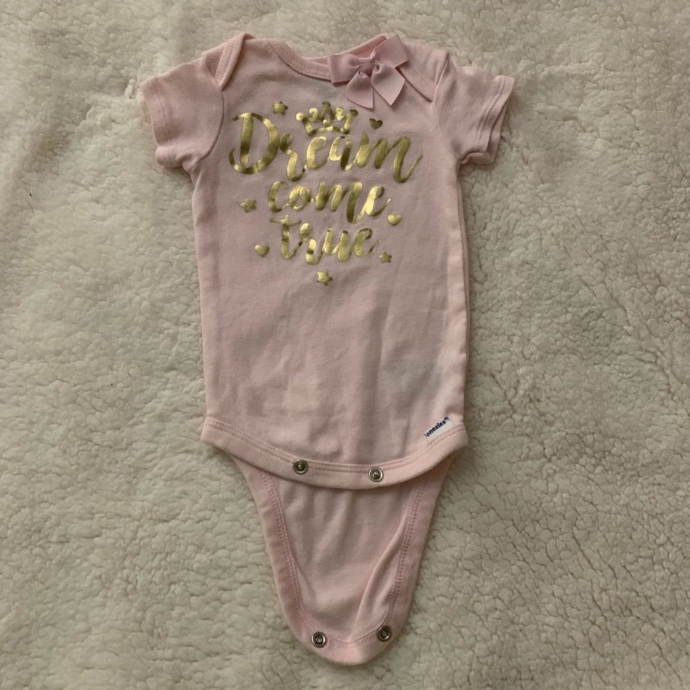 Gerber Girls 0-3M 'Dream Come True' Onesie
